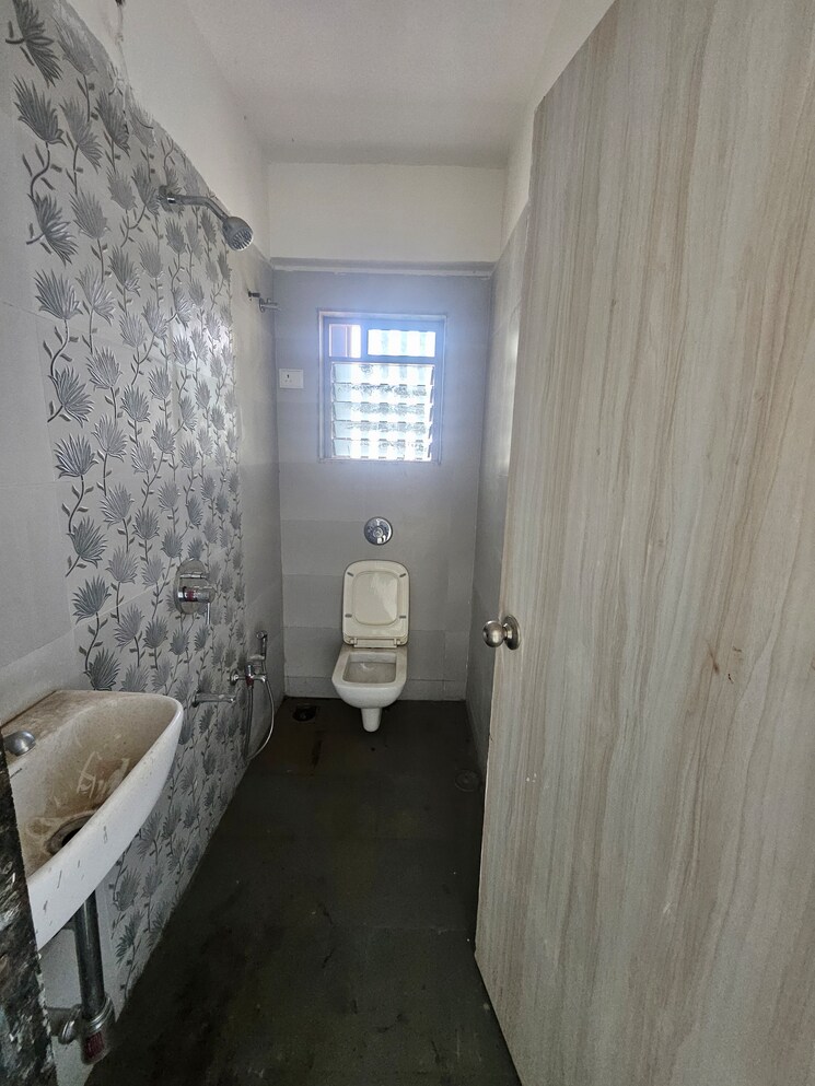 Attached Bathroom, elite-the-new-green-chambers-chs 2 Bedroom 654 Sq.Ft. Apartment In Byculla Mumbai 8070670