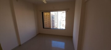 Room in 1 BHK Apartment at Silicon Park, Malad West – for Rent