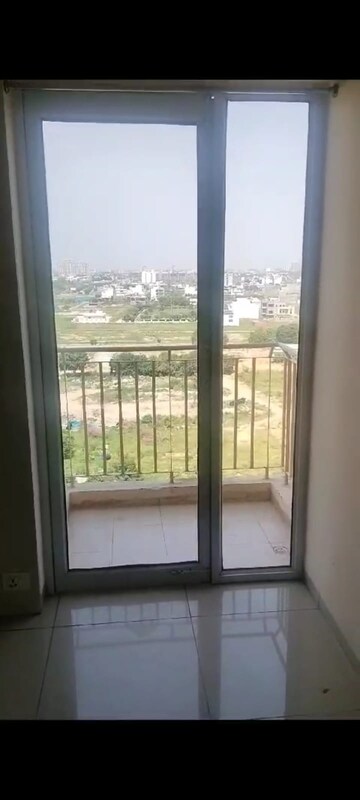 1 BHK Apartment For Rent in Wave Dream Homes, Wave City