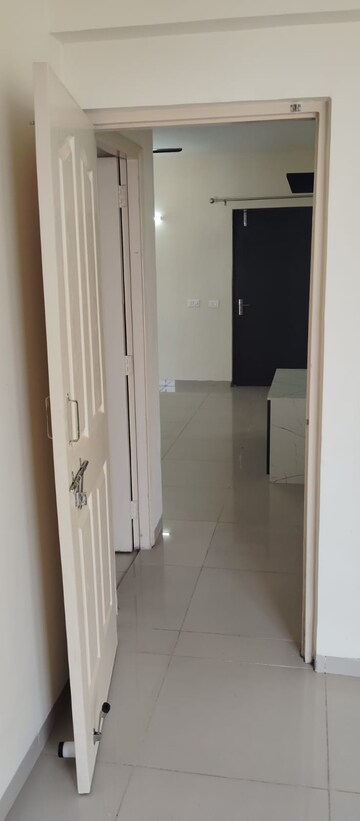 Bathroom in 2 BHK Apartment at Wave Dream Homes, Wave City – for Rent