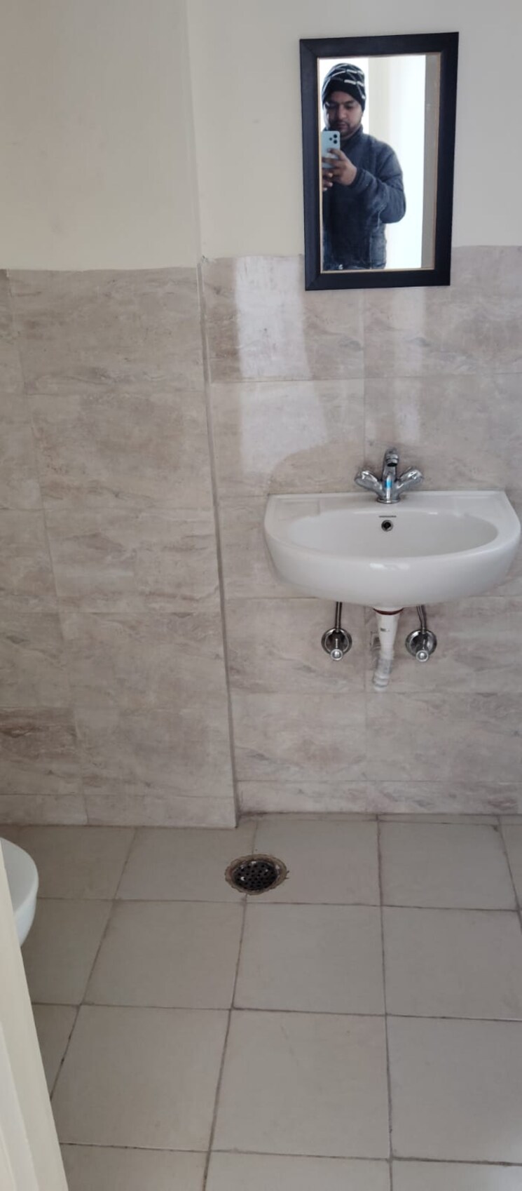 Bathroom, wave-dream-homes 2 Bedroom 808 Sq.Ft. Apartment In Wave City Ghaziabad 8070734