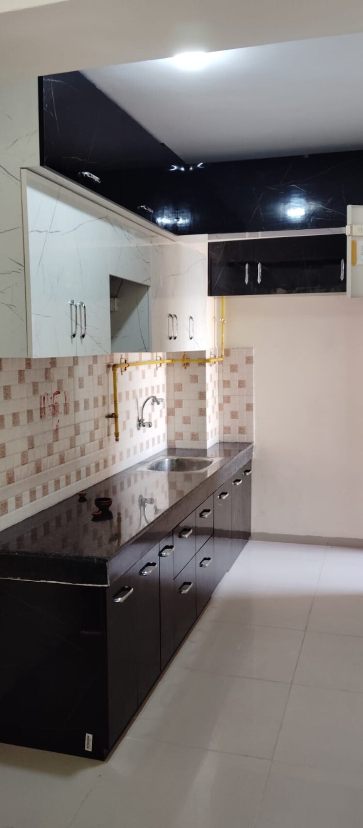 Kitchen, wave-dream-homes 2 Bedroom 808 Sq.Ft. Apartment In Wave City Ghaziabad 8070734