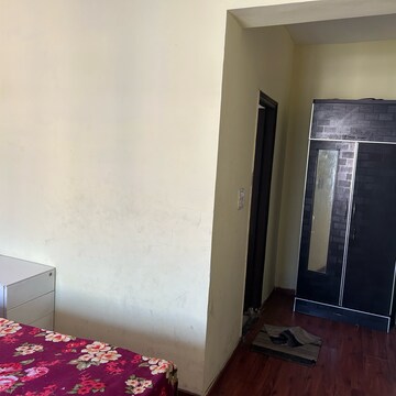 Furnished Amenities in 2 BHK Apartment at TDI City Kingsbury, Sector 61 – for Rent
