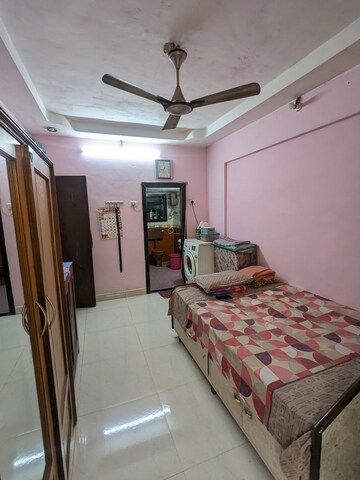 Bedroom in 2 BHK Apartment at Kalwa – for Sale