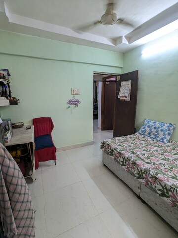 Bedroom in 2 BHK Apartment at Kalwa – for Sale