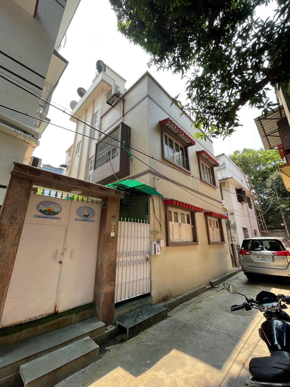 3 BHK + Servant Room Villa For Sale in Ballygunge