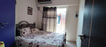 Bedroom in 2 BHK Apartment at Rosa Gardenia, Ghodbunder Road – for Rent