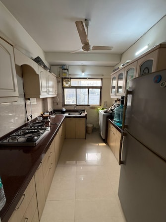 2 BHK Apartment For Rent in Lilly Villa Apartment Bandra West Mumbai  8070905