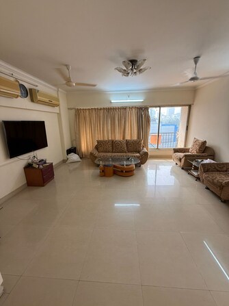 2 BHK Apartment For Rent in Lilly Villa Apartment Bandra West Mumbai  8070905