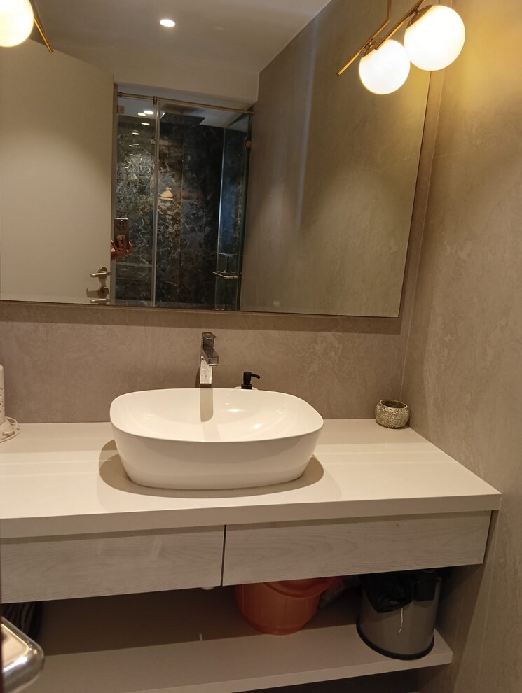 Bathroom, santacruz west 4 Bedroom 3500 Sq.Ft. Apartment In Santacruz West Mumbai 8070924