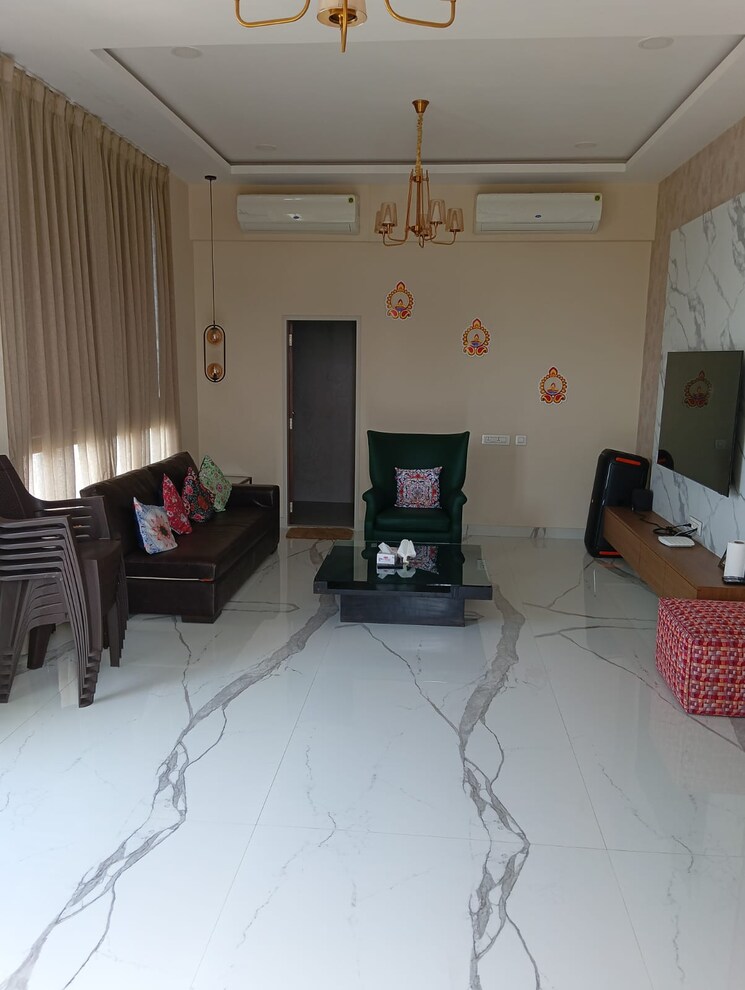 Team Area, santacruz west 4 Bedroom 3500 Sq.Ft. Apartment In Santacruz West Mumbai 8070924