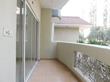 Balcony in 2.5 BHK Independent House at Sector 82 – for Rent