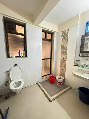 Bathroom in 1 BHK Apartment at Chembur – for Rent