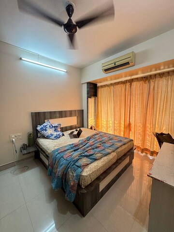 Bedroom in 1 BHK Apartment at Chembur – for Rent