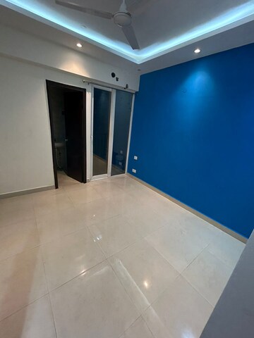 Room in 2 BHK Apartment at Breez Global Heights, Sohna Sector 33 – for Sale