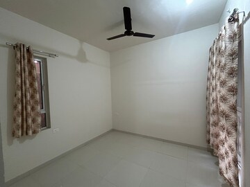 Room in 2 BHK Apartment at Godrej Green Cove, Mahalunge – for Rent