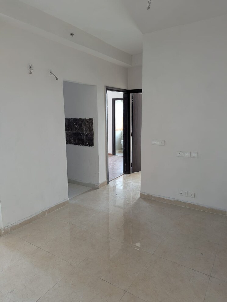 Room, mahagun-mywoods-ii 3 Bedroom 1240 Sq.Ft. Apartment In Sector 16c Greater Noida Greater Noida 8071011