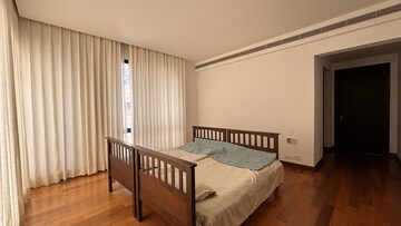 Bedroom in 4 BHK Villa at Prestige Golfshire, Nandi Hills – for Rent