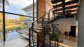 Staircase in 4 BHK Villa at Prestige Golfshire, Nandi Hills – for Rent