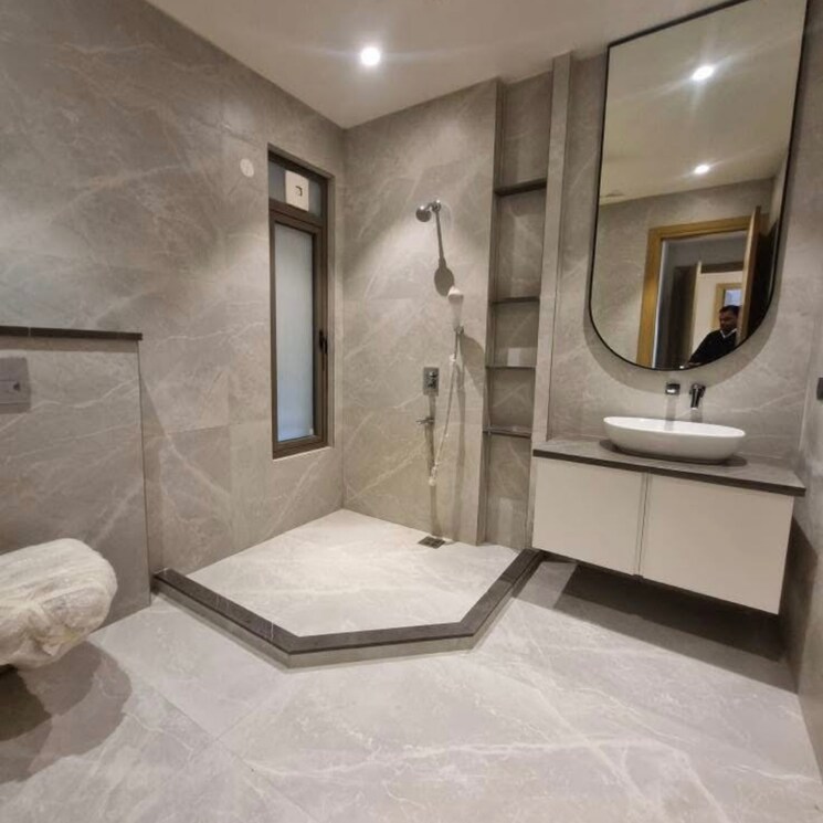 Bathroom, ansal-api-esencia 4 Bedroom 300 Sq.Yd. Builder Floor In Sector 67 Gurgaon 8071052