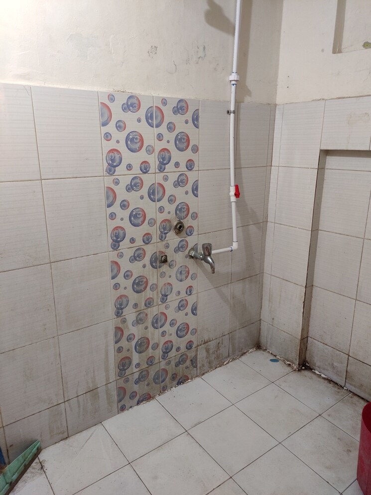 Bathroom, shiv-nandan 1 Bedroom 550 Sq.Ft. Apartment In Sus Pune 8071109