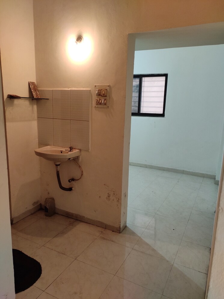 Bathroom, shiv-nandan 1 Bedroom 550 Sq.Ft. Apartment In Sus Pune 8071109