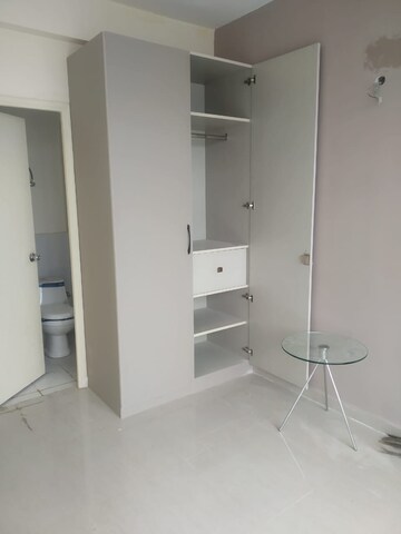 Room in 2 BHK Apartment at Pyramid Square 70A, Sector 70a – for Sale