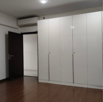 Room in 4 BHK Apartment at Conscient Hines Elevate, Sector 59 – for Rent