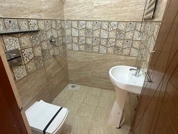Bathroom in 2.5 BHK Villa at Greater Mohali – for Sale
