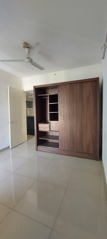 Furnished Amenities in 2.5 BHK Apartment at Nanded Lalit, Sinhagad Road – for Rent