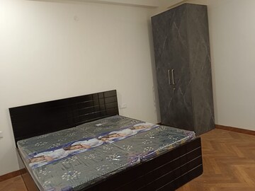 Bedroom in Studio Builder Floor at Sushant Tower, Sector 56 – for Rent