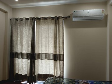 Furnished Amenities in Studio Builder Floor at Sushant Tower, Sector 56 – for Rent