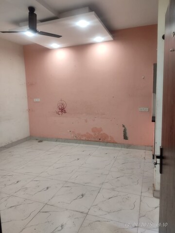 Room in 3 BHK Builder Floor at DS Homes, Dhakoli Village – for Rent