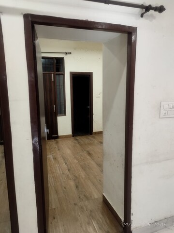 Room in 3 BHK Builder Floor at DS Homes, Dhakoli Village – for Rent
