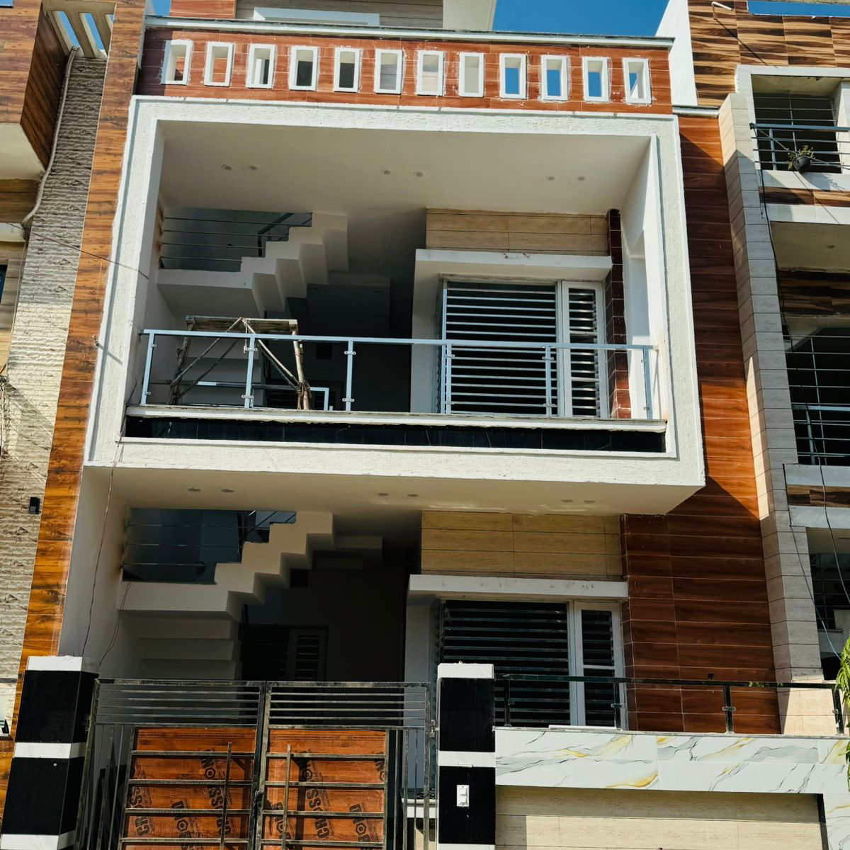 4 BHK + Extra Room Independent House For Sale in Shivalik Green 