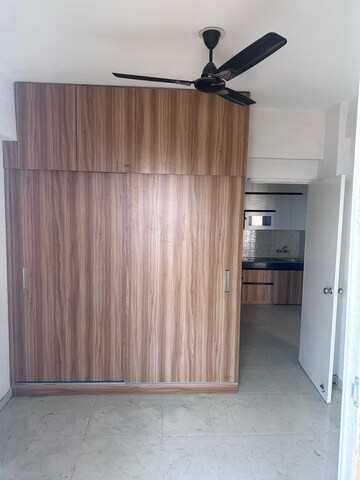 Room in 2 BHK Apartment at Signature Global City, Sector 37d – for Rent