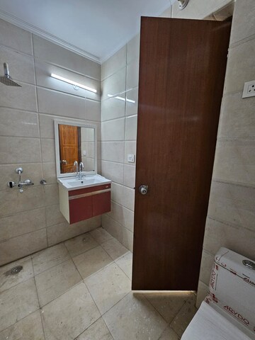 Bathroom in 4 BHK Builder Floor at Sector 43 – for Rent