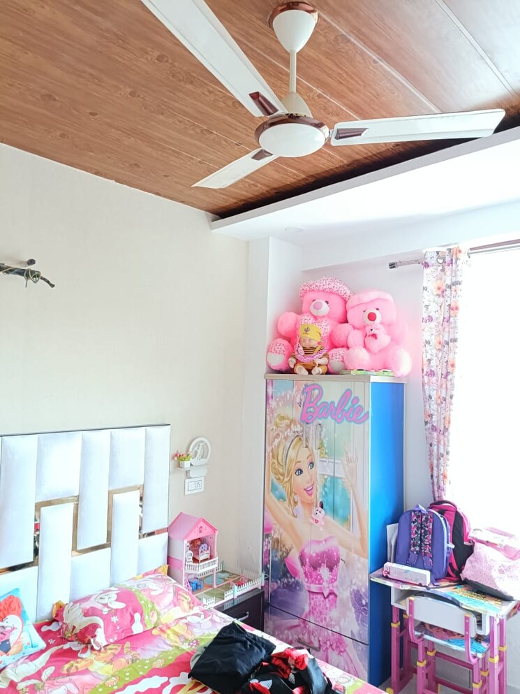 Bedroom, dhakoli village 4 Bedroom 1600 Sq.Ft. Penthouse In Dhakoli Village Zirakpur 8071552