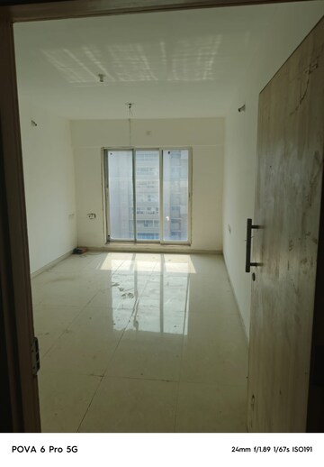 Room in 2 BHK Apartment at Blue Bell Chembur, Chembur – for Rent