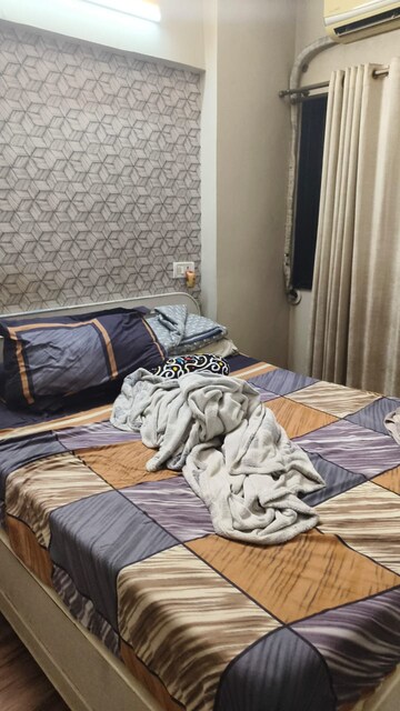 Bedroom in 1.5 BHK Apartment at Blue Bell Chembur, Chembur – for Rent