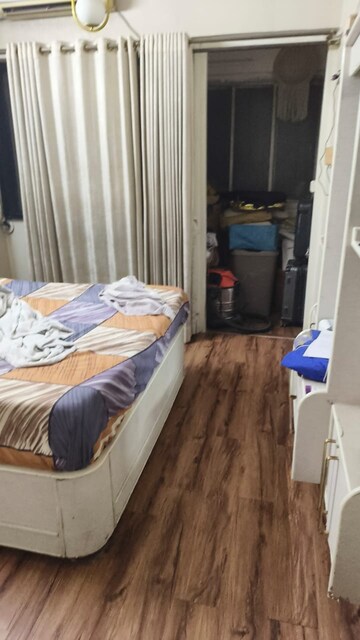 Bedroom in 1.5 BHK Apartment at Blue Bell Chembur, Chembur – for Rent