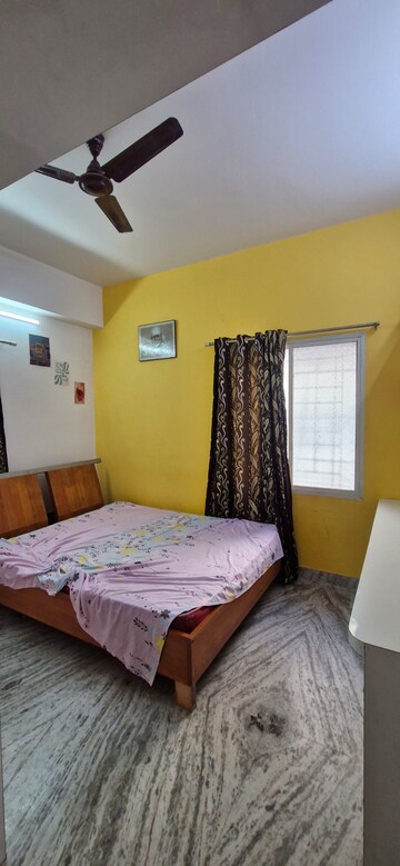 Master Bedroom in 3 BHK Builder Floor at Kondapur – for Rent