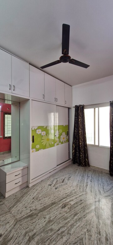 Furnished Amenities in 3 BHK Builder Floor at Kondapur – for Rent