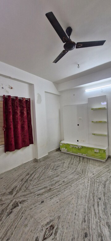 Furnished Amenities in 3 BHK Builder Floor at Kondapur – for Rent
