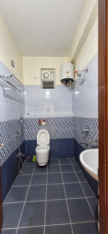 Bathroom in 3 BHK Builder Floor at Kondapur – for Rent