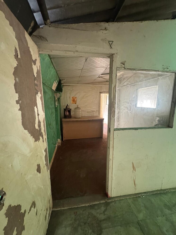 undefined, sector 6 Commercial Co Working Space 210 Sq.Mt. In Sector 6 Noida 8071842