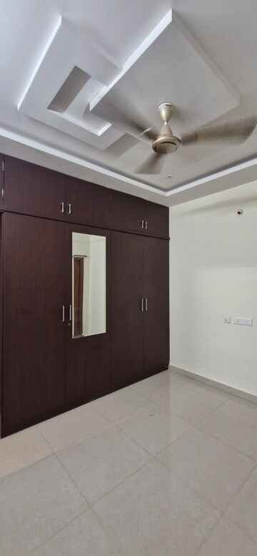 Furnished Amenities in 3 BHK Builder Floor at Kondapur – for Rent