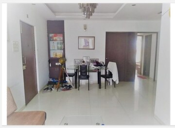 Living Room in 3 BHK Apartment at Bandra East – for Rent