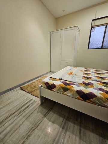 Bedroom in 2 BHK Apartment at Bandra West – for Rent