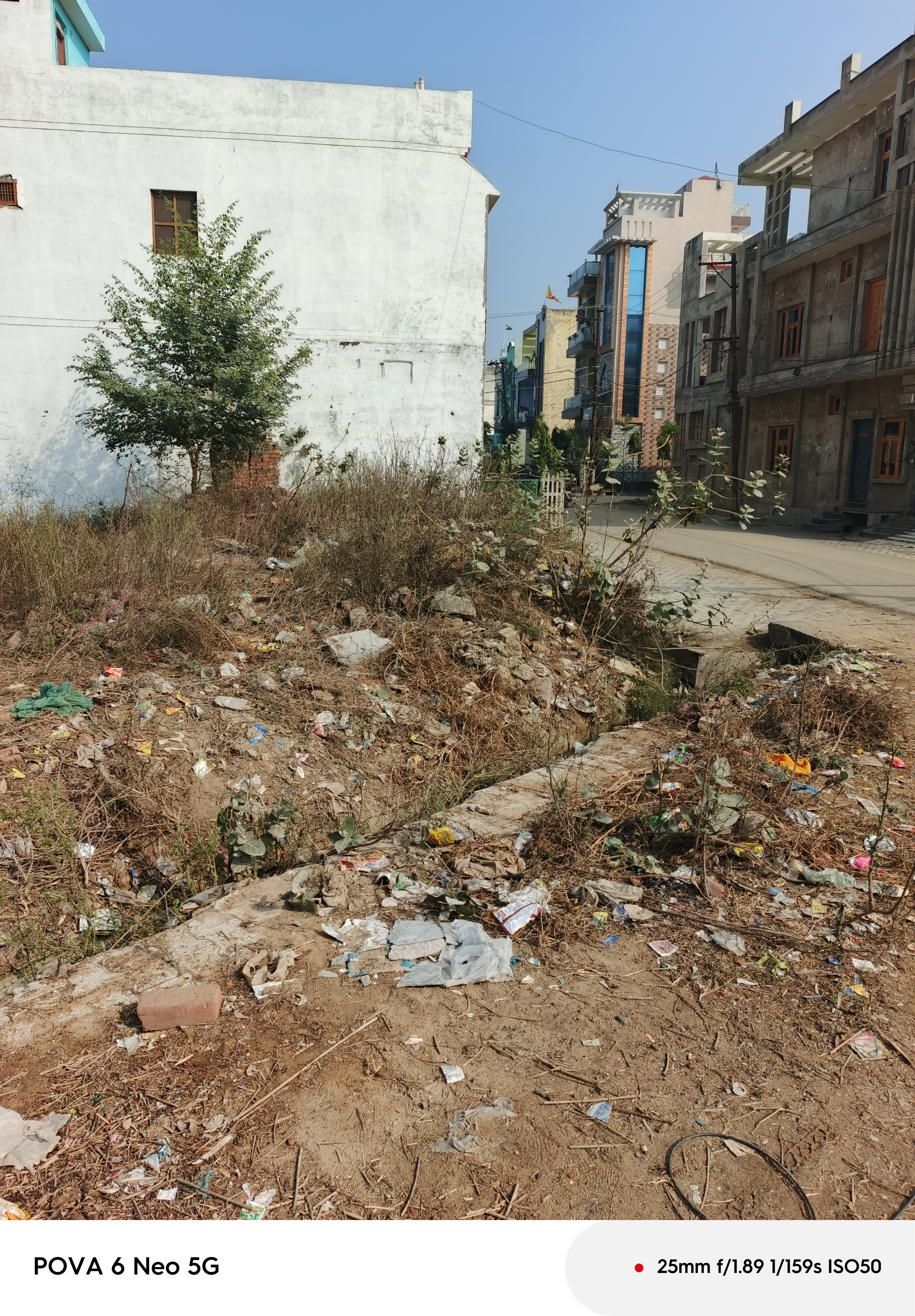 Plot For Sale in Kalandi Kunj 